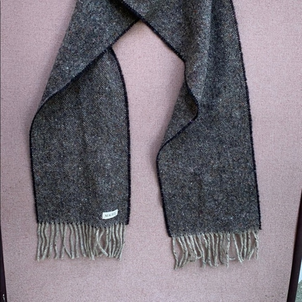 Magee Irish Wool Tweed Scarf Unisex Fringe Speckled 66” x 12”